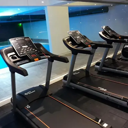 New Falcon Aparthotel