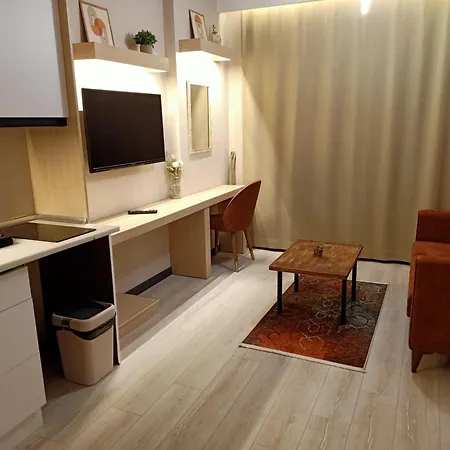 Aparthotel New Falcon